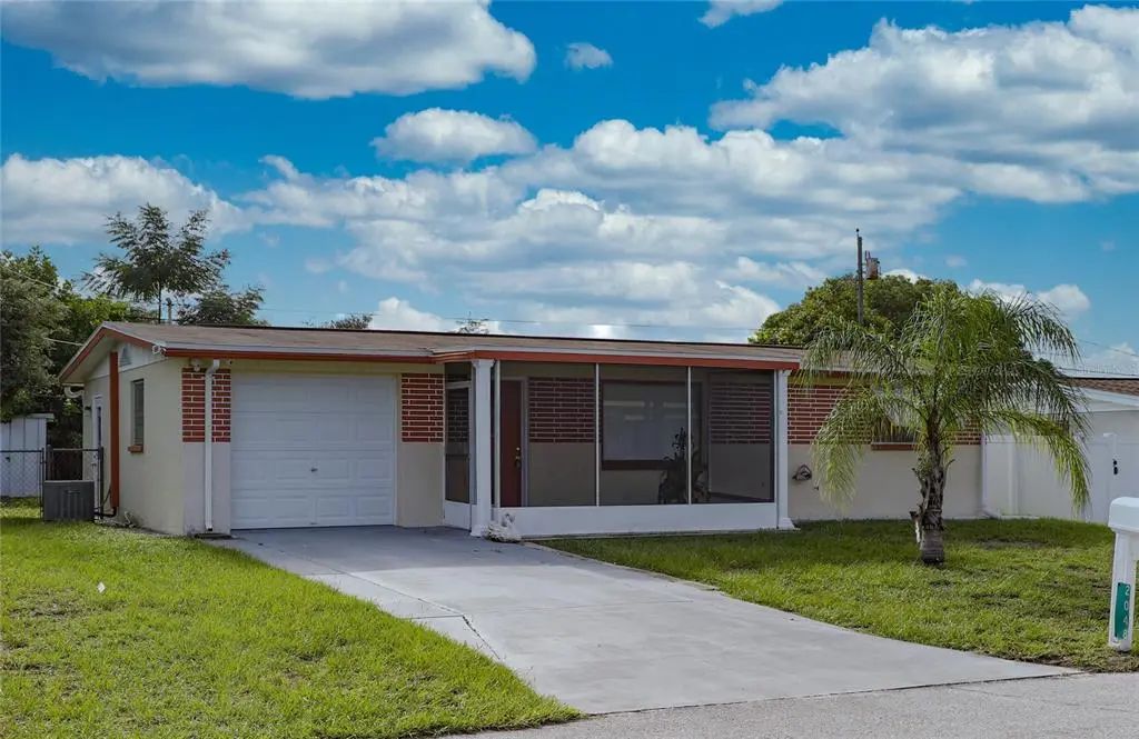 2048 Melody Drive, HOLIDAY