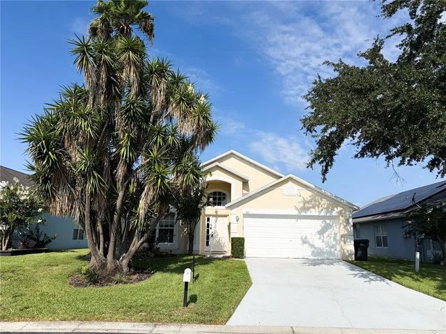 207 Langham Drive, DAVENPORT