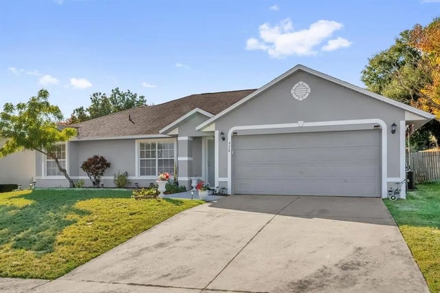 920 Palm Forest Lane, MINNEOLA