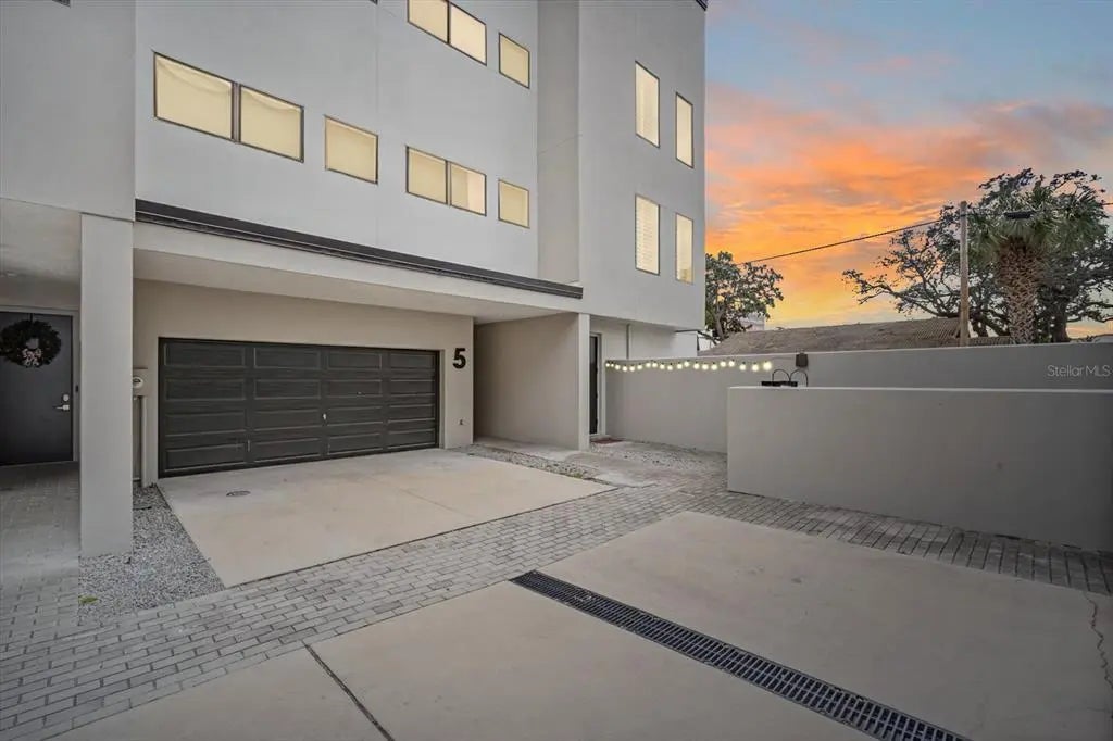 1910 W North A Street 6, TAMPA