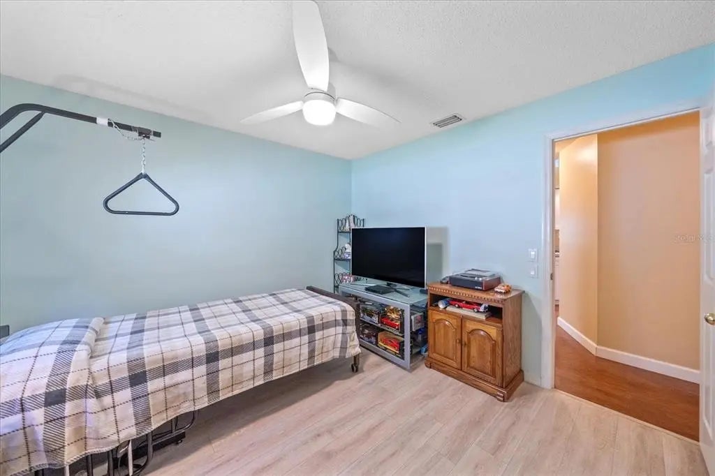 Gulf Shores Realty: 19 ff9eb56aeead91a22f5a4b7d31b78fee l