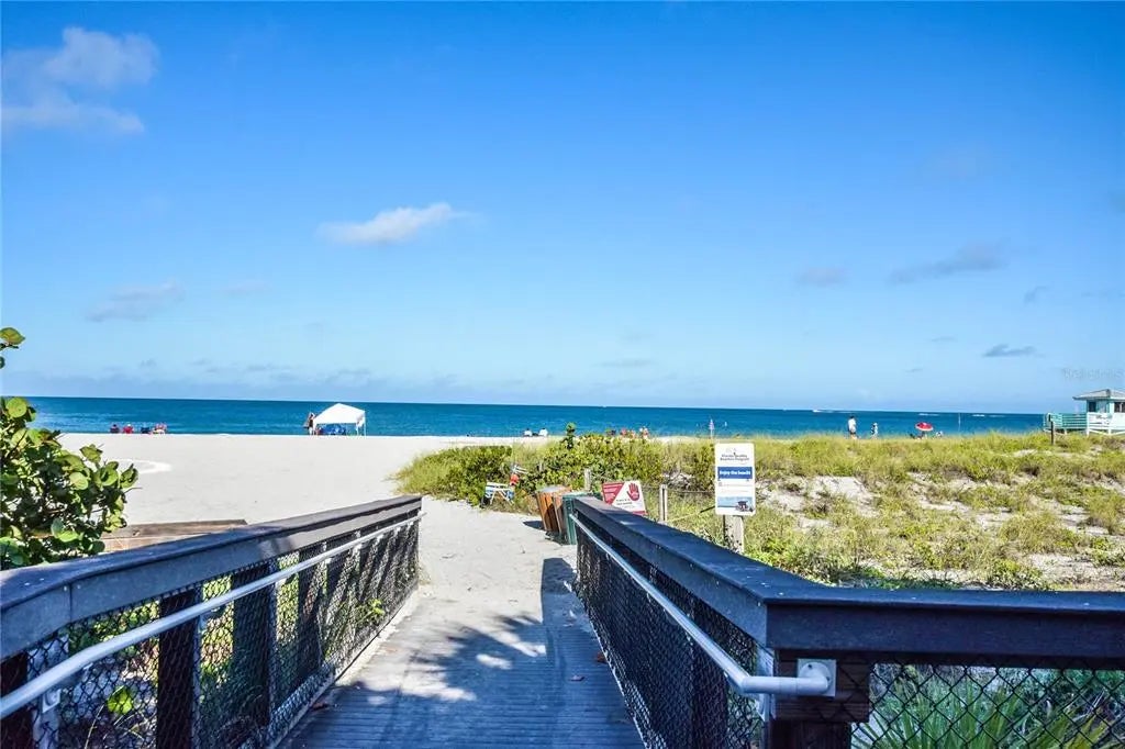 Gulf Shores Realty: 31 4879472deb6d85896c81a4f44a8de205 l