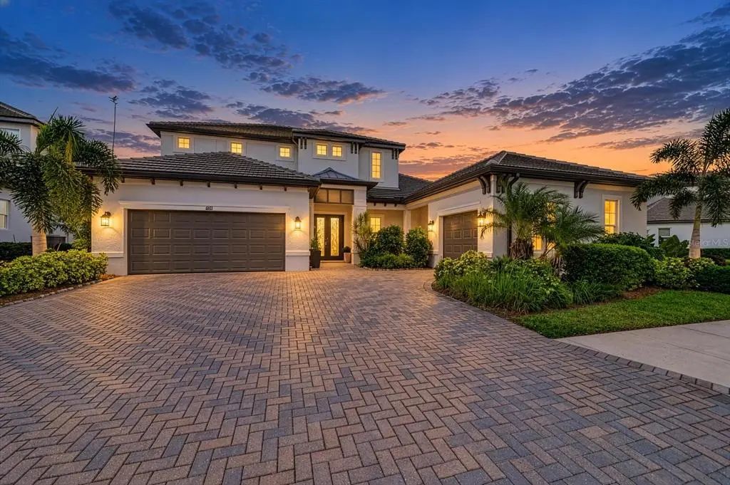 6185 Lungo Lago Drive, SARASOTA