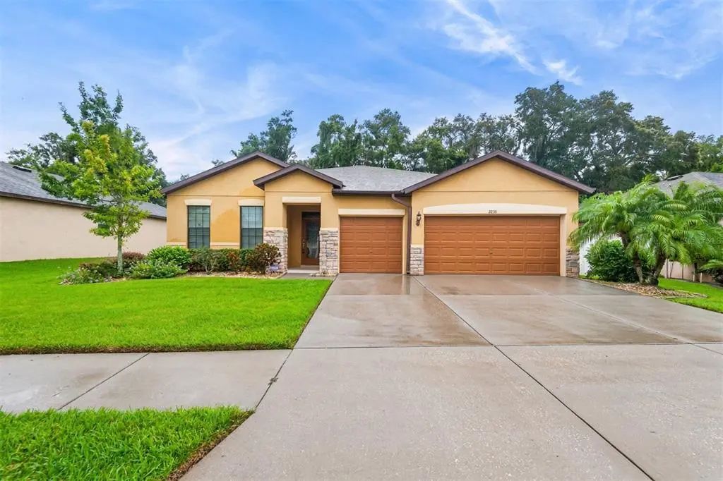 2236 Landside Drive, VALRICO