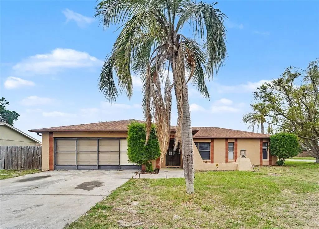 1215 Persimmon Drive, HOLIDAY
