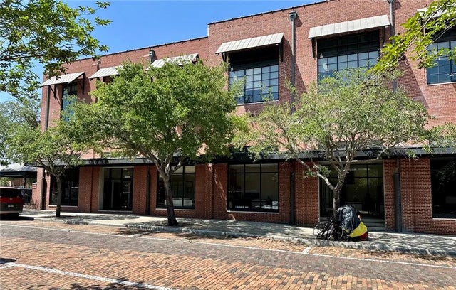 1234 E 5th Avenue 1220, TAMPA