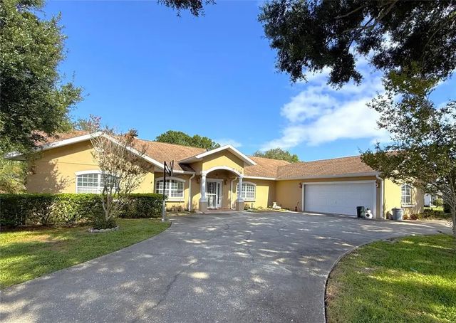 1348 Edgewater Beach Drive, LAKELAND