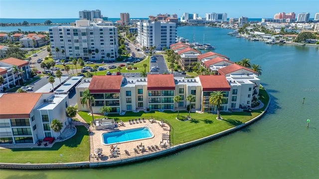 868 Bayway Boulevard 317, CLEARWATER BEACH