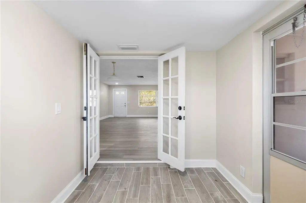 15 of 51 - 1820 Patlin Circle N, LARGO, FL