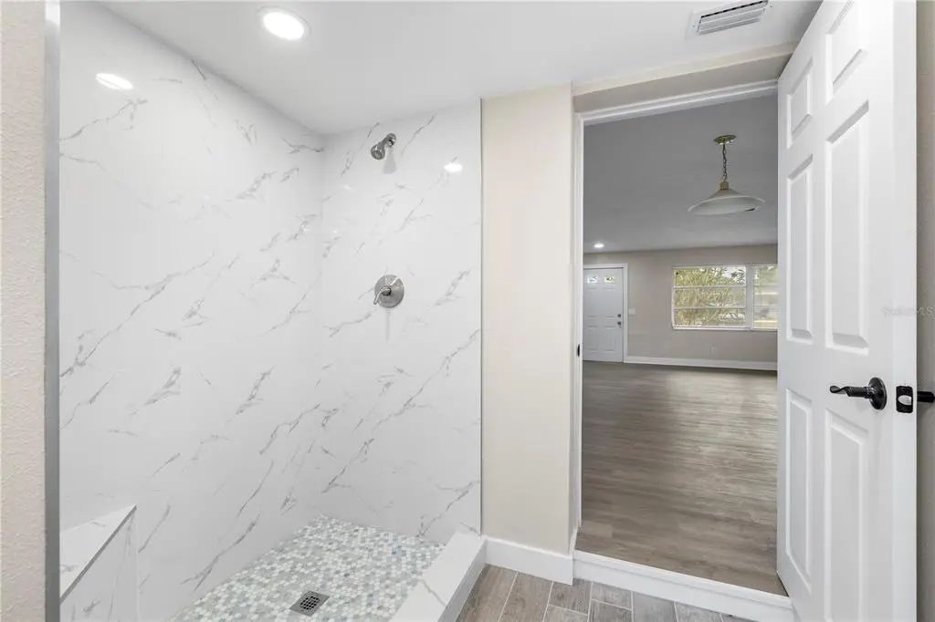 18 of 51 - 1820 Patlin Circle N, LARGO, FL