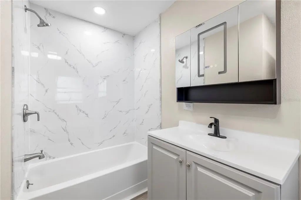 30 of 51 - 1820 Patlin Circle N, LARGO, FL