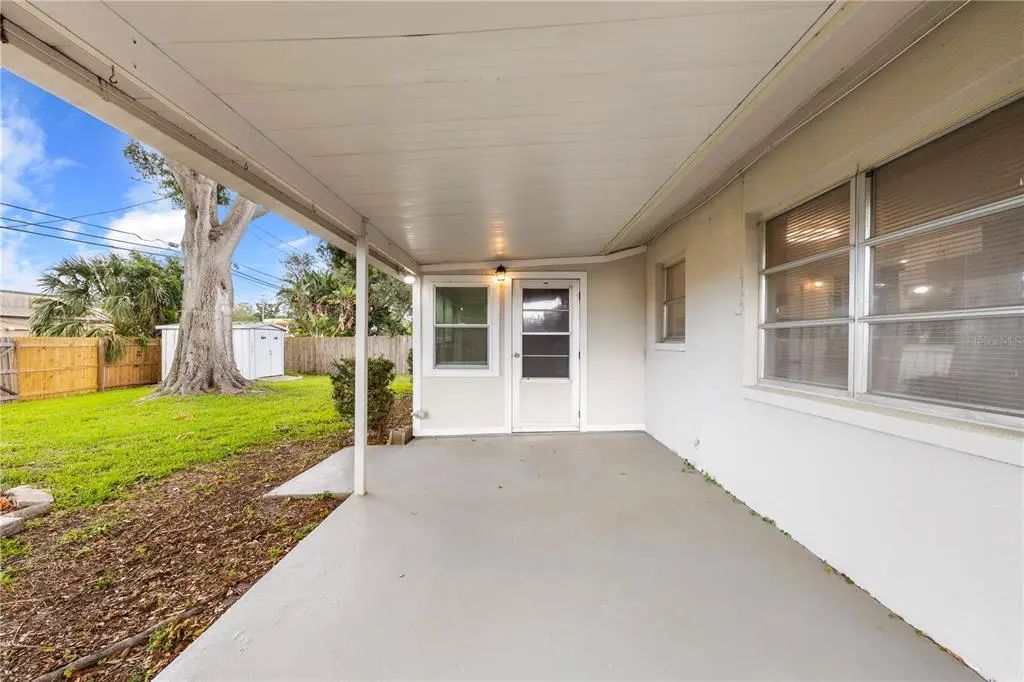 34 of 51 - 1820 Patlin Circle N, LARGO, FL