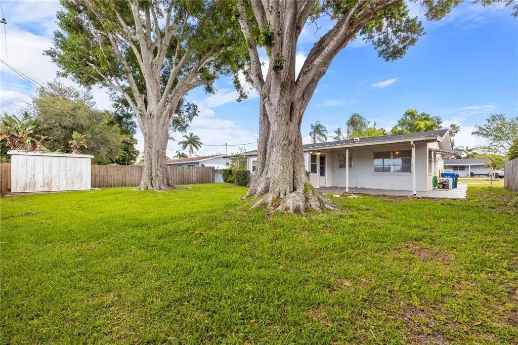 36 of 51 - 1820 Patlin Circle N, LARGO, FL