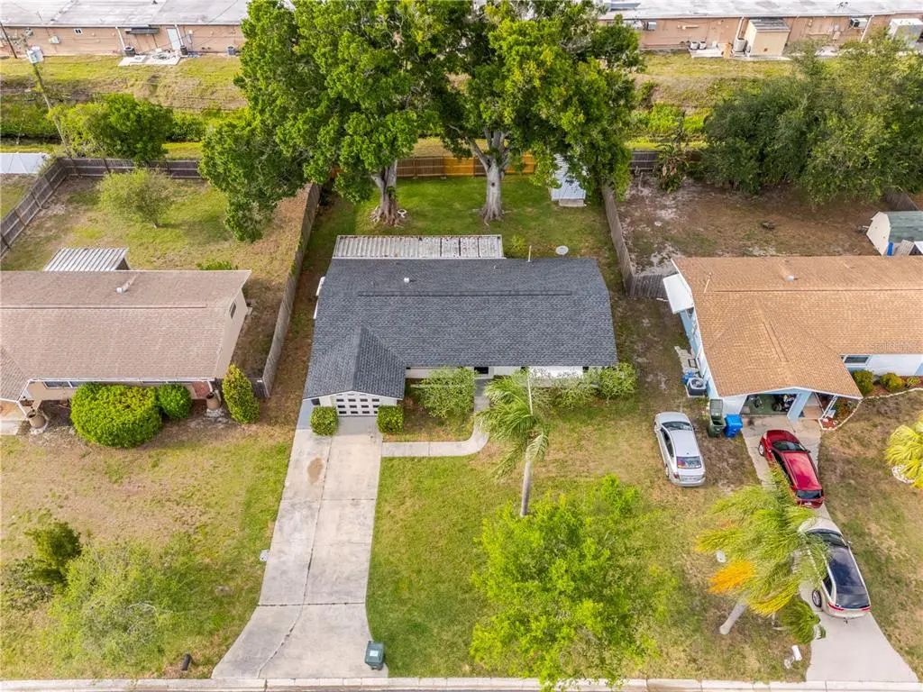 43 of 51 - 1820 Patlin Circle N, LARGO, FL