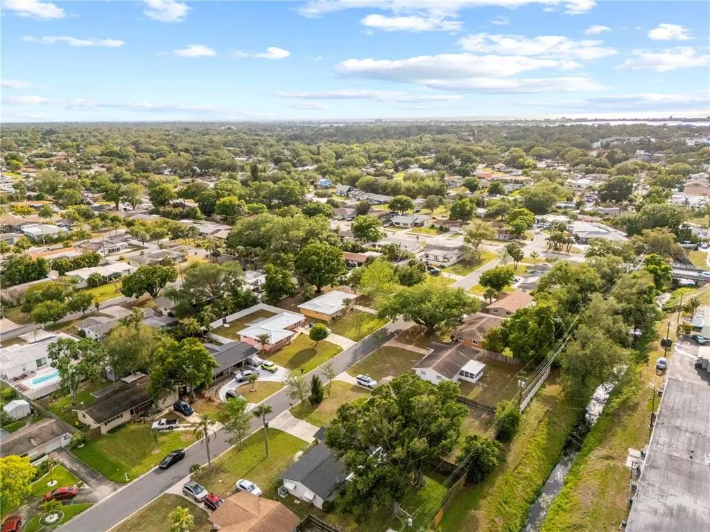 50 of 51 - 1820 Patlin Circle N, LARGO, FL