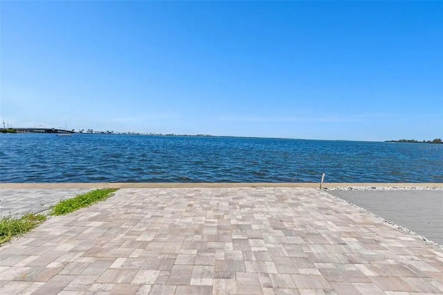 2630 St Josephs Drive W, DUNEDIN