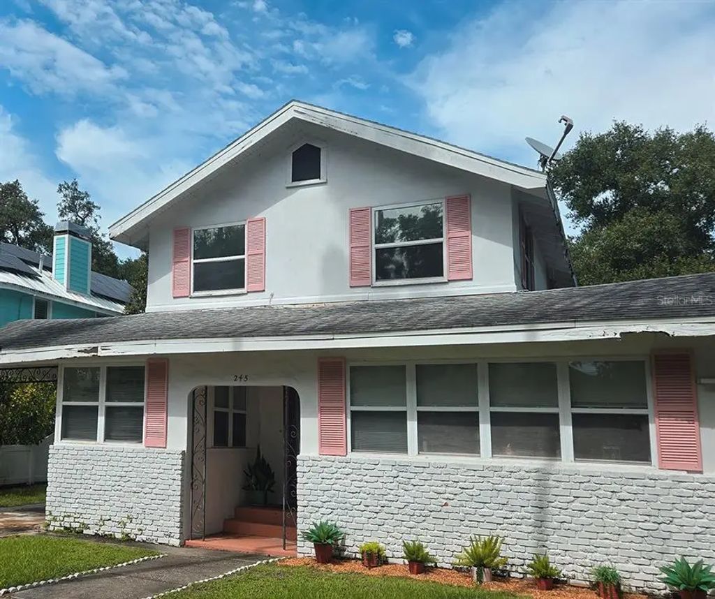 245 Tucker Street, SAFETY HARBOR