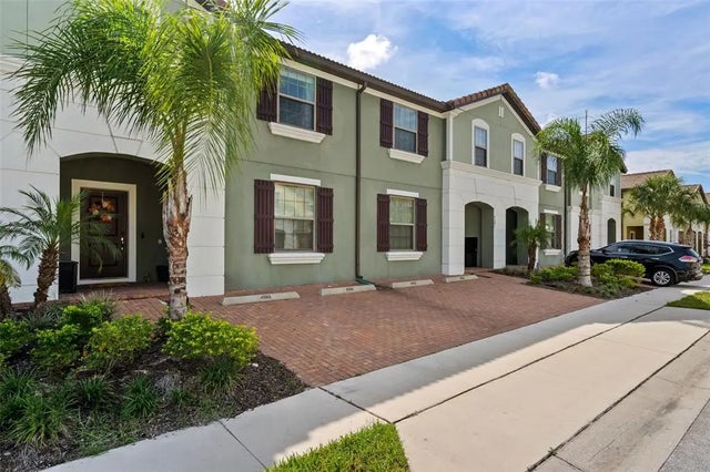 4582 Terrasonesta Drive, DAVENPORT