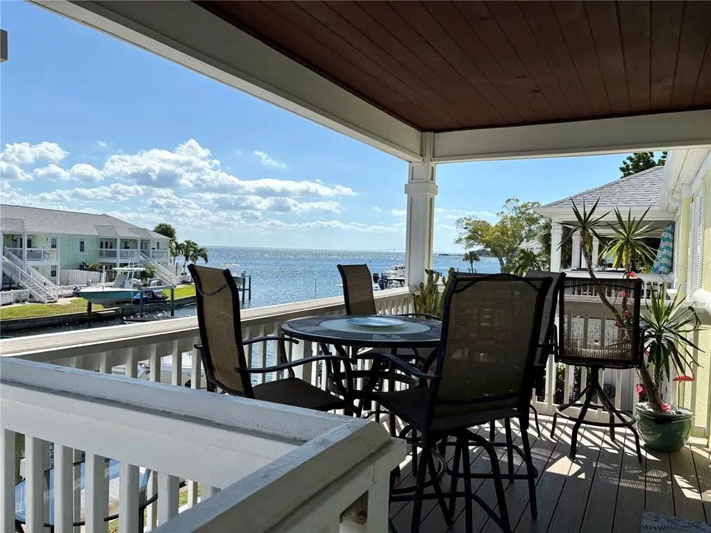 5184 Beach Drive Se D, ST PETERSBURG