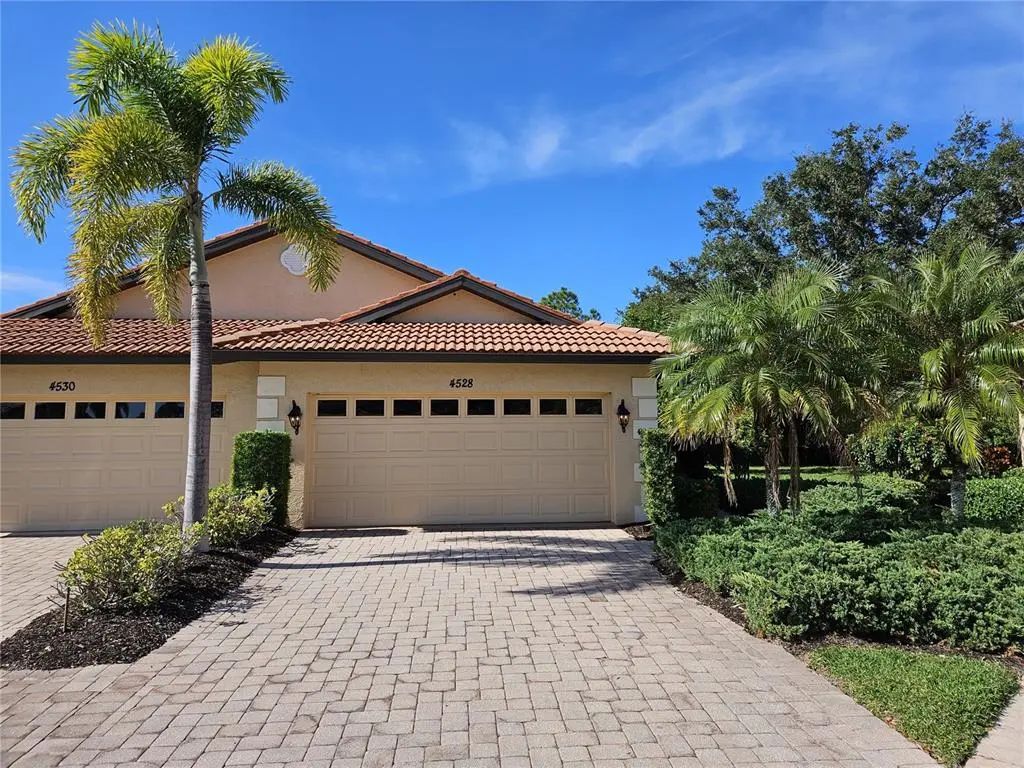 4528 Cancello Grande Avenue, VENICE