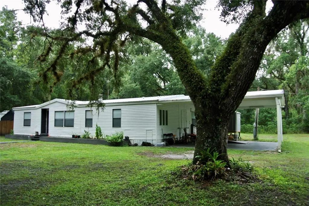 38122 Central Avenue, ZEPHYRHILLS