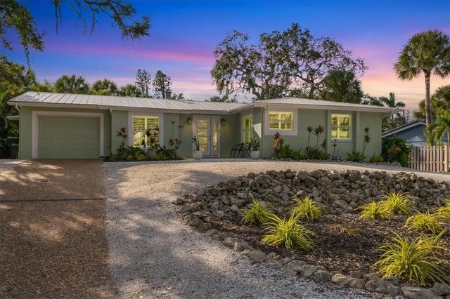 5112 Oakmont Place, SARASOTA