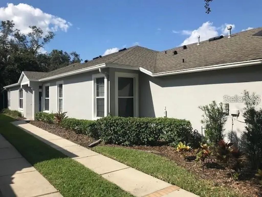 6029 Sandhill Ridge Drive, LITHIA
