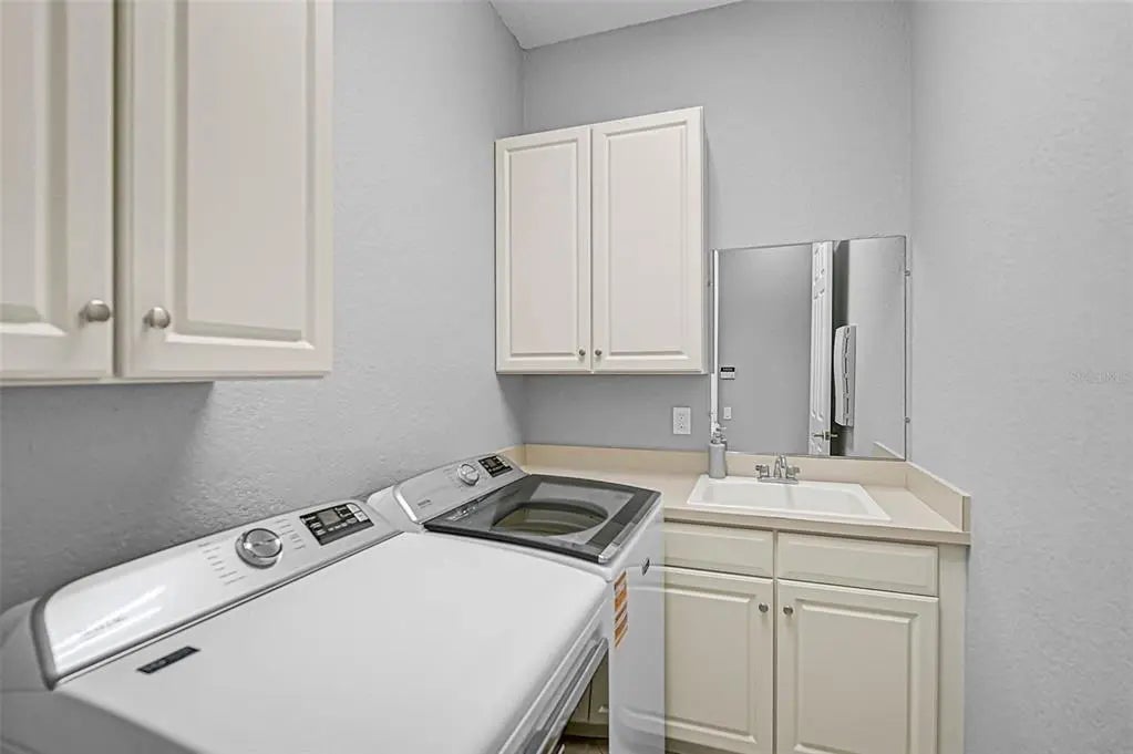 Gulf Shores Realty: 37 f207e06630ea8ae9a2442980b7de9e48 l