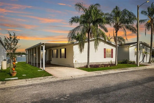 8632 Fantasia Park Way, RIVERVIEW