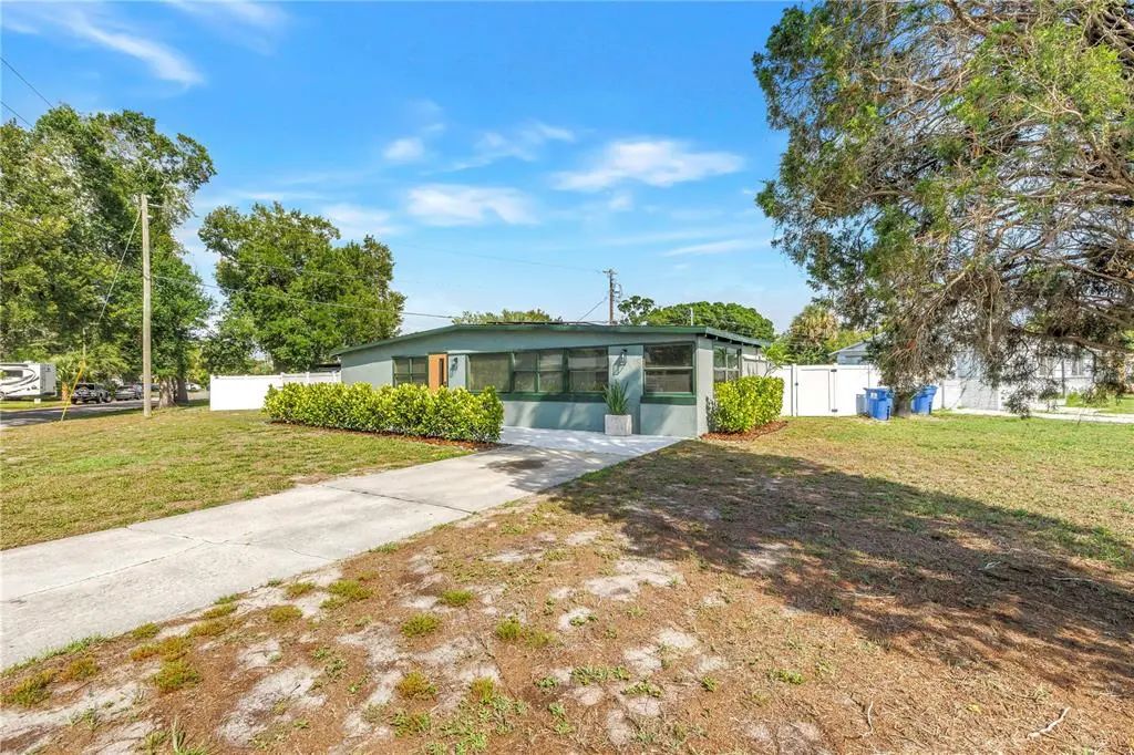 7599 Meadowlawn Drive N, ST PETERSBURG