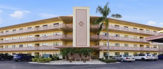 6188 80th Street N 310, ST PETERSBURG