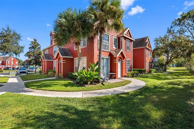 10538 Windsor Lake Court 10538, TAMPA