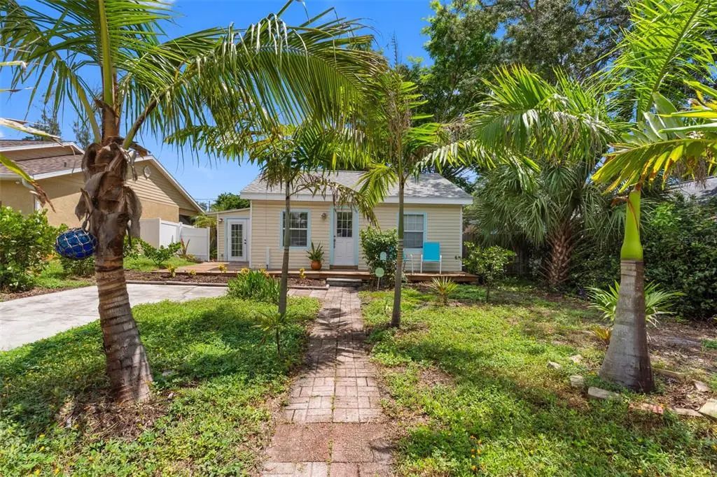 2222 Quincy Street S, ST. PETERSBURG