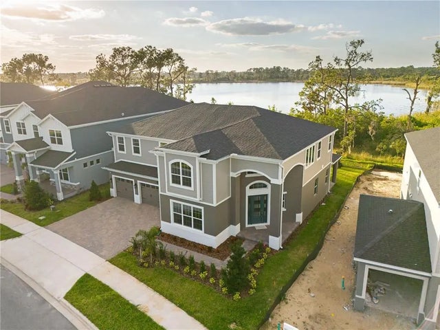 17384 Glossy Pomelo Way, WINTER GARDEN