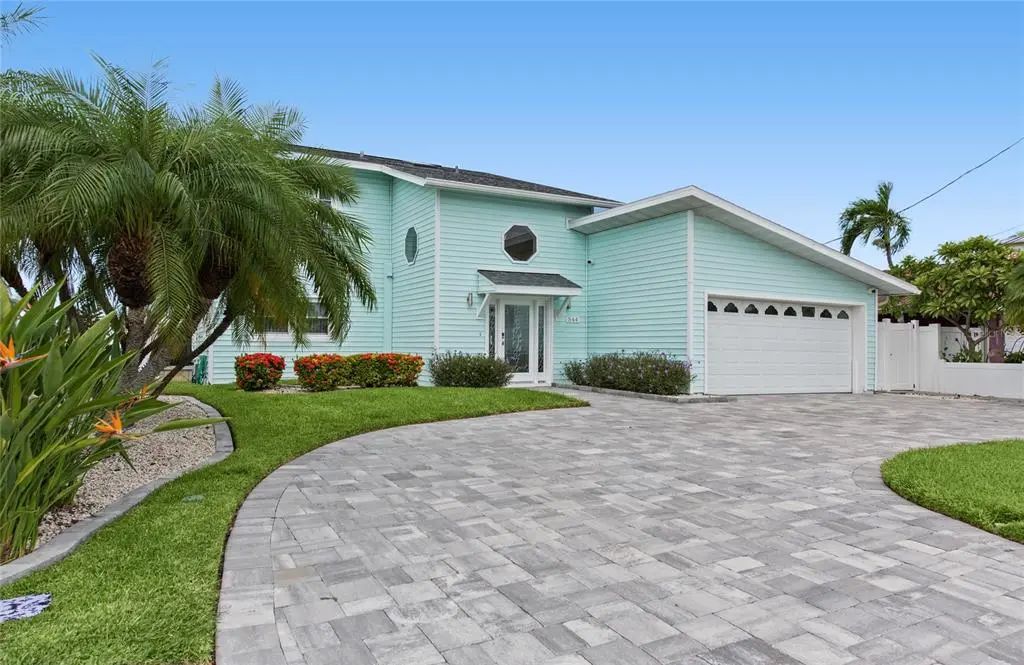 544 Lillian Drive, MADEIRA BEACH