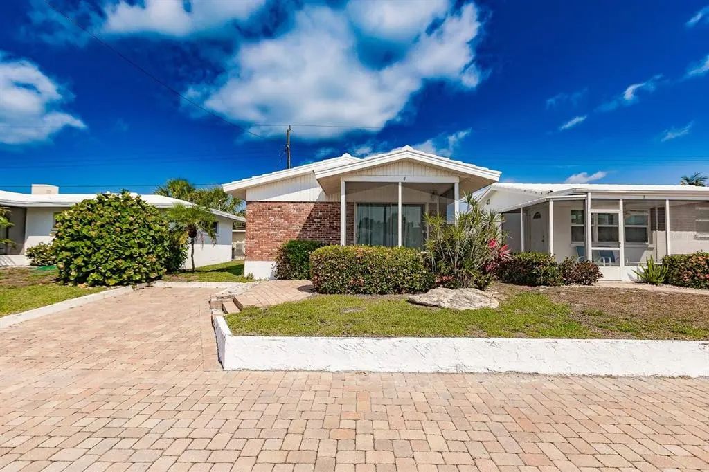 6020 Midnight Pass Road 4, SARASOTA