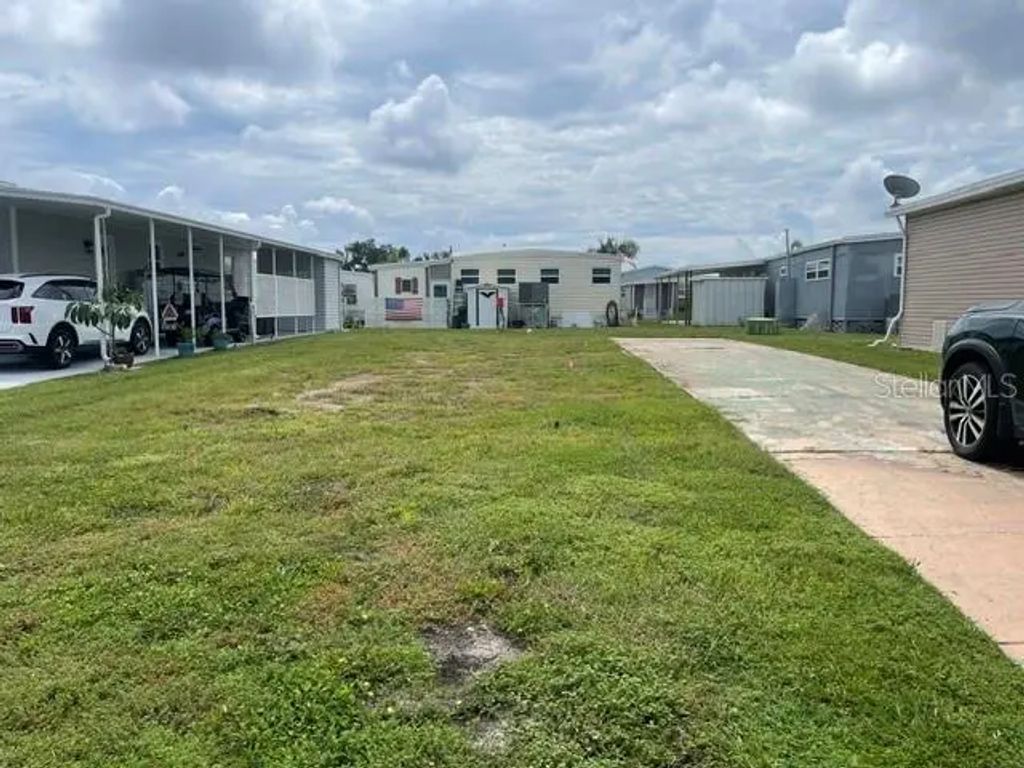 636 Mount Piney Avenue Ne 702, ST PETERSBURG