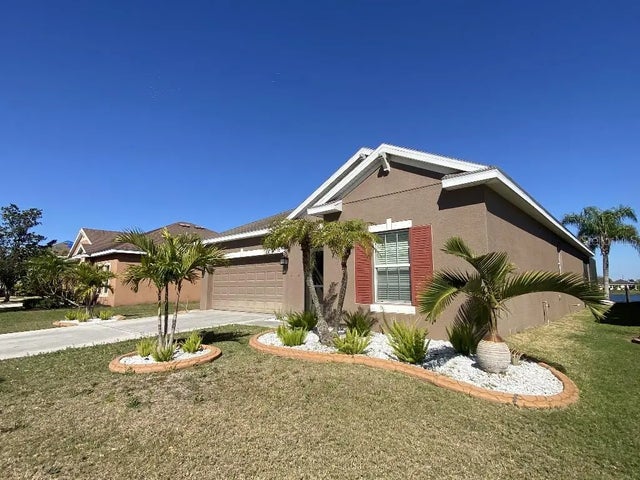 711 Parker Den Drive, RUSKIN