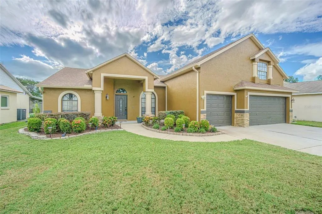 9809 La Rita Place, RIVERVIEW