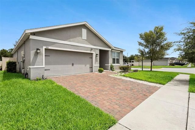 260 Whirlaway Dr, DAVENPORT