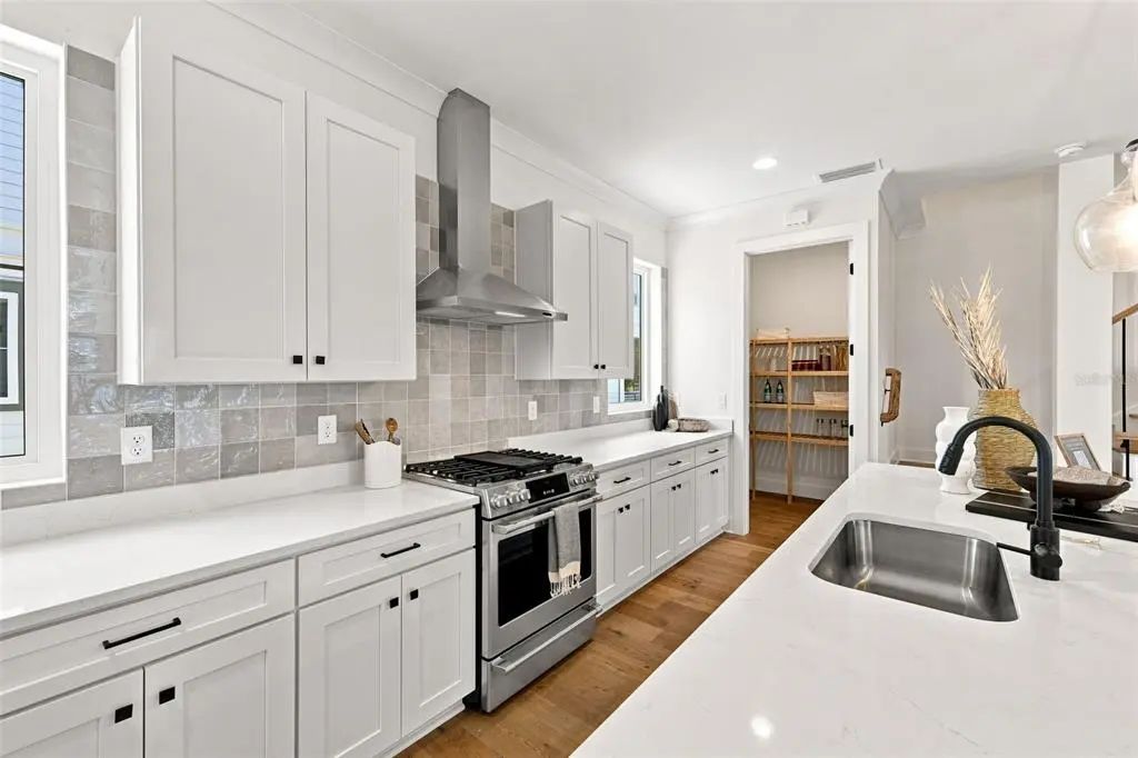 18 of 33 - 407 S Albany Avenue 2, TAMPA, FL