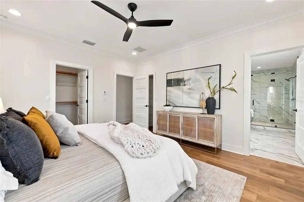 24 of 33 - 407 S Albany Avenue 2, TAMPA, FL