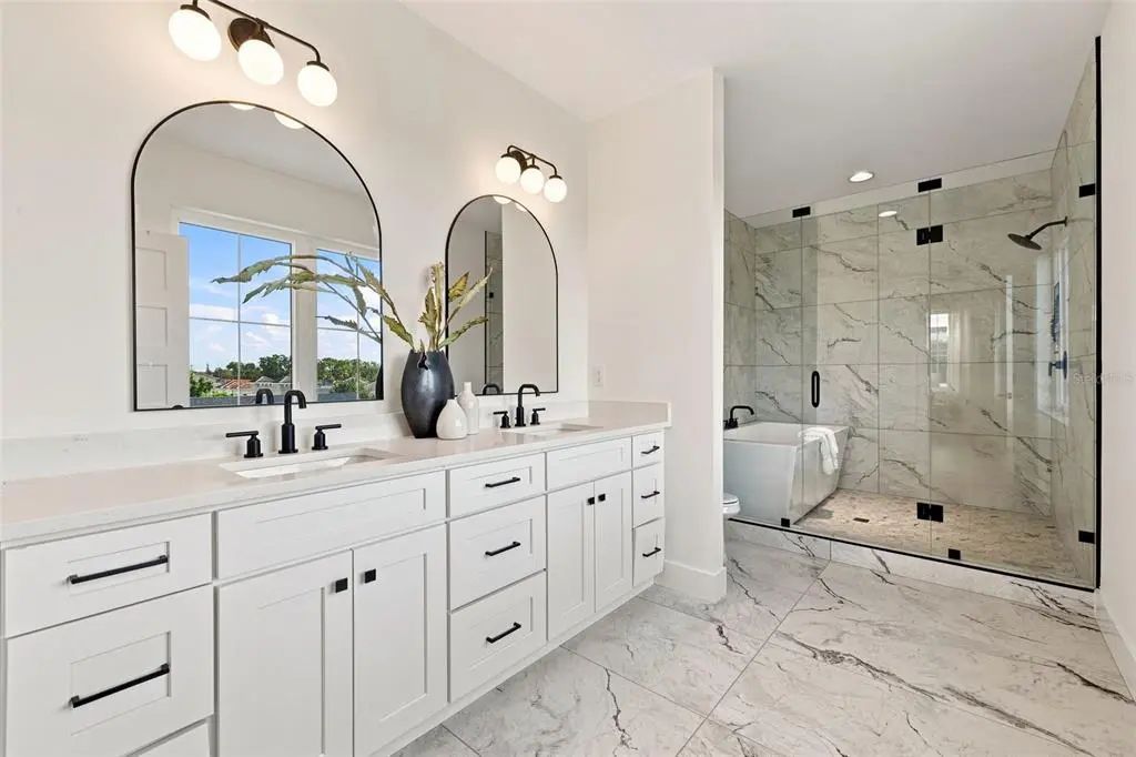 25 of 33 - 407 S Albany Avenue 2, TAMPA, FL