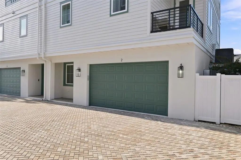 3 of 33 - 407 S Albany Avenue 2, TAMPA, FL