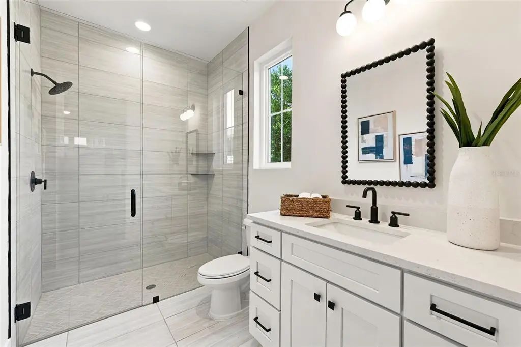 7 of 33 - 407 S Albany Avenue 2, TAMPA, FL