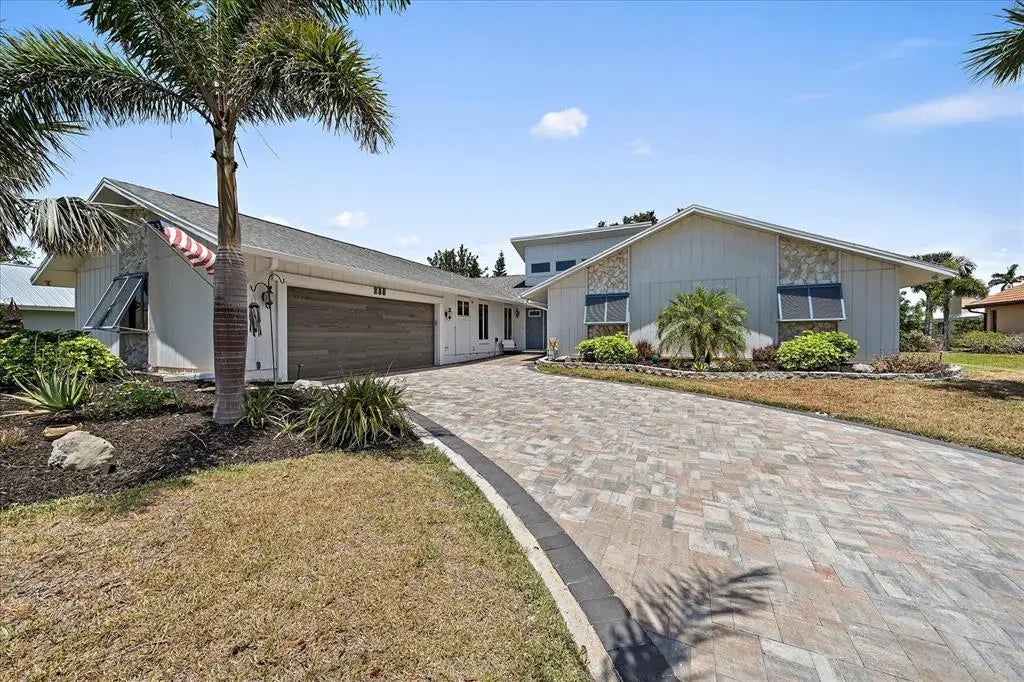 238 Lookout Point Drive, OSPREY