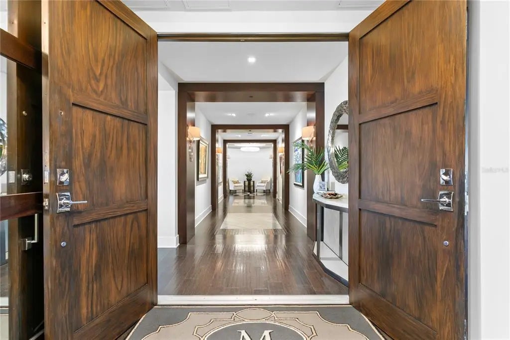 146 4th Avenue Ne 600, ST PETERSBURG