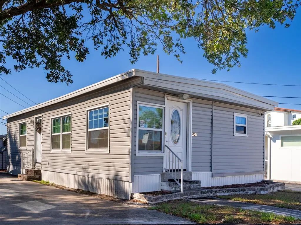401 Denice Drive 401, SEMINOLE