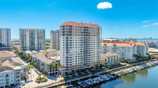 371 Channelside Walk Way 1103, TAMPA