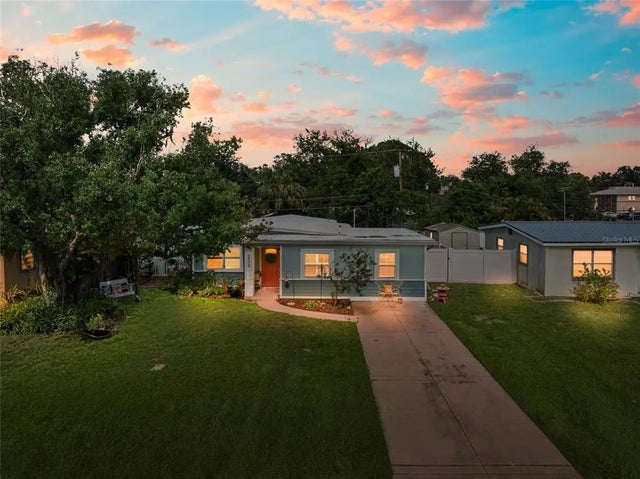 209 Emerald Lane, LARGO